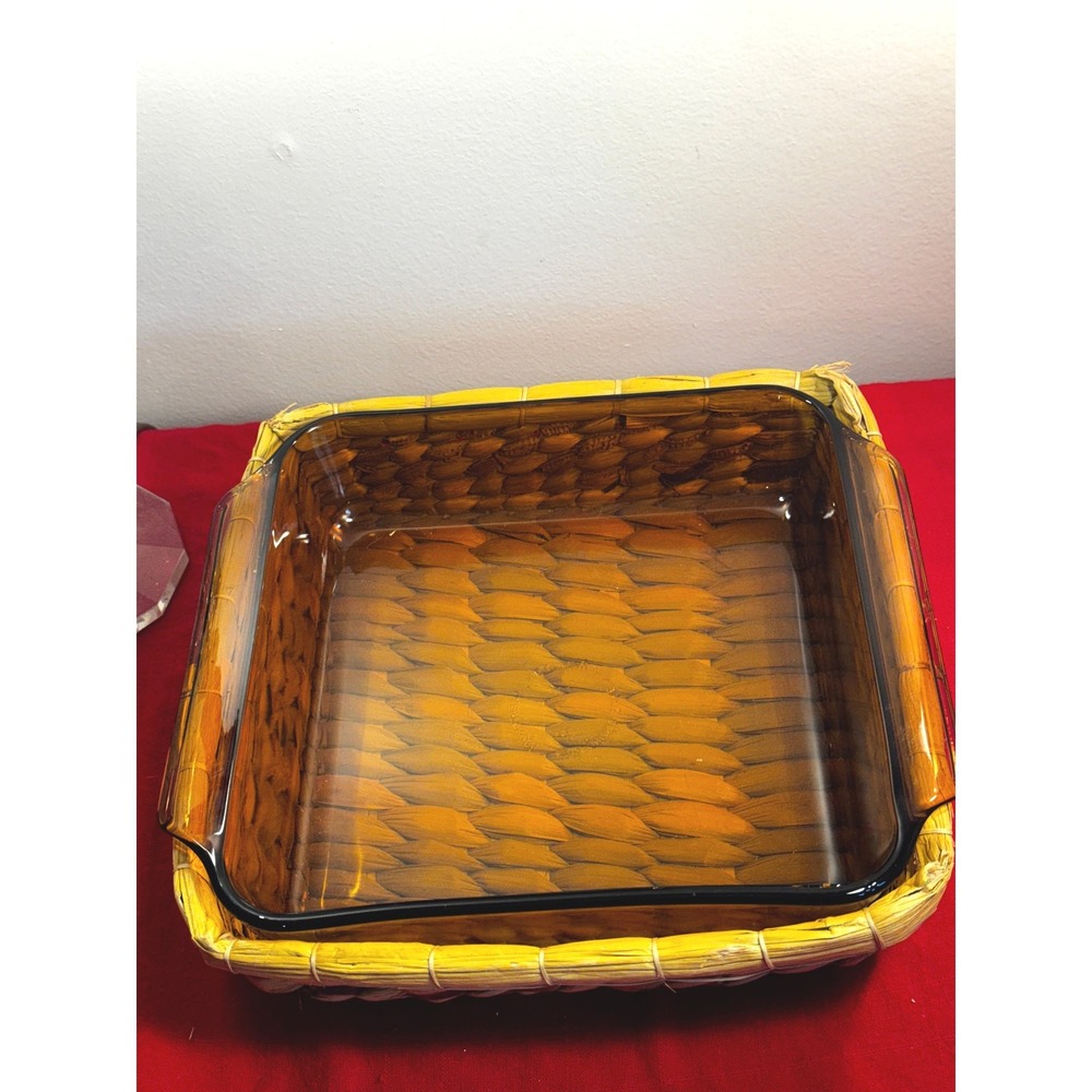 Anchor Hocking Amber Series 435 Square Baking Dish with Woven Serving Basket